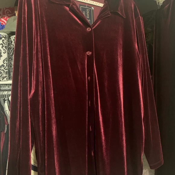 Laura Scott Vintage Velvet Set - Picture 4 of 5